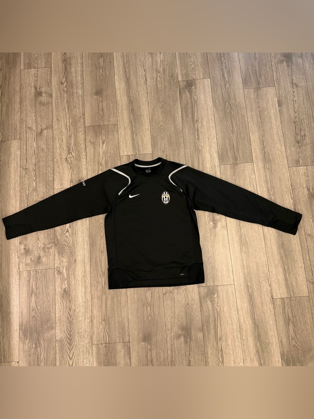 Nike Dri Fit Juventus Black Soccer Training Goalie Men’s Size Medium Long Sleeve